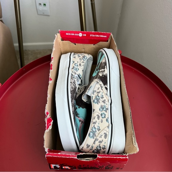 VANS X THE SHINING CLASSIC SLIP-ON SHOES - Picture 7 of 9